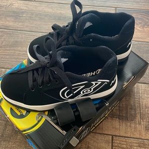 Heelys never worn